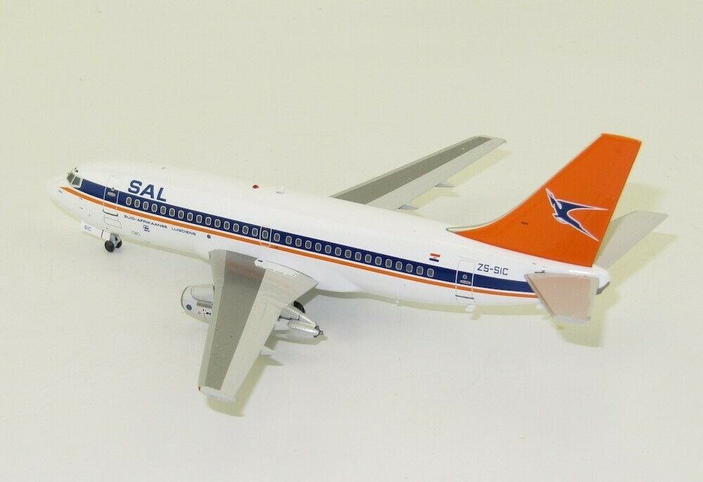 INFLIGHT 200 B737-244/ADV SOUTH AFRICAN AIRWAYS REG: ZS-SIC