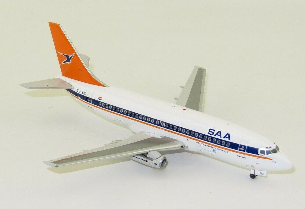 INFLIGHT 200 B737-244/ADV SOUTH AFRICAN AIRWAYS REG: ZS-SIC