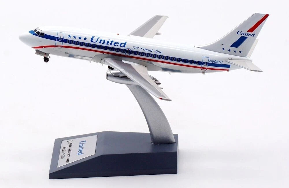 INFLIGHT 200 B737-222 UNITED AIRLINES REG: N9061U
