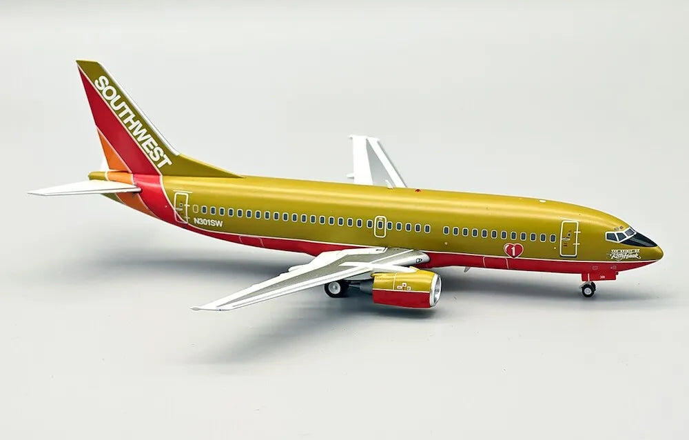 INFLIGHT 200 B737-3H4 SOUTHWEST AIRLINES REG: N301SW