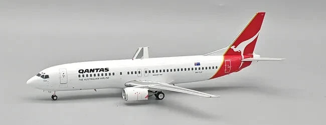 INFLIGHT 200 B737-476 QANTAS REG: VH-TJY