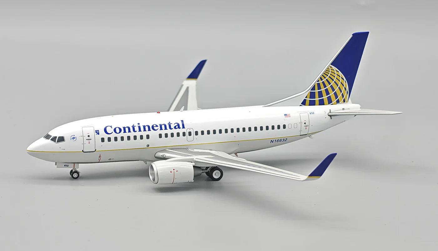 INFLIGHT 200 B737-524 CONTINENTAL AIRLINES REG: N16632
