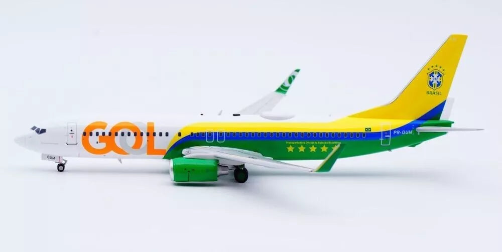INFLIGHT 200 B737-8EH GOL TRANSPORTES AEREOS REG: PR-GUM