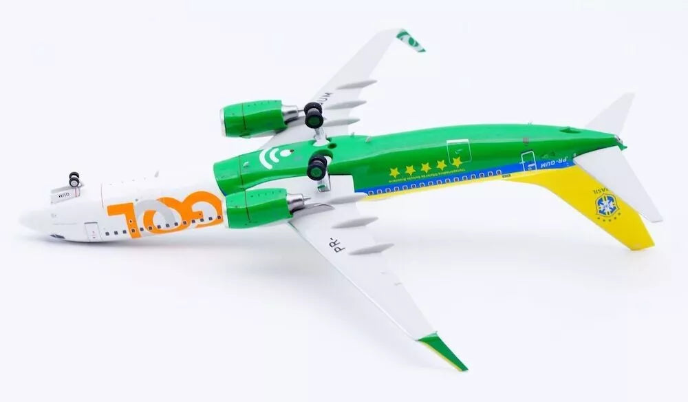 INFLIGHT 200 B737-8EH GOL TRANSPORTES AEREOS REG: PR-GUM
