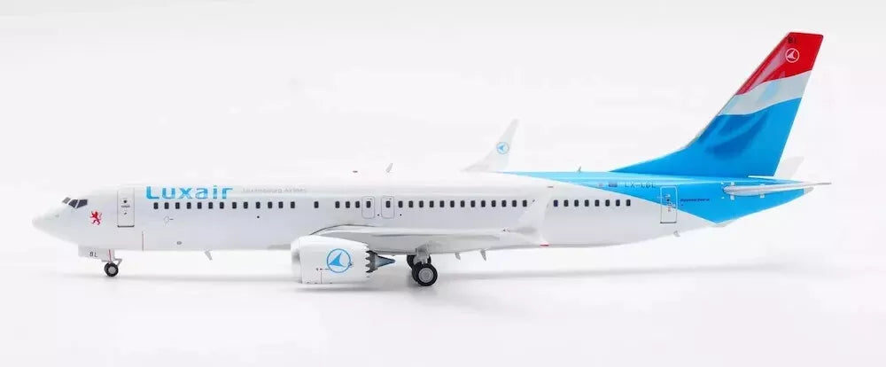 INFLIGHT 200 B737-8 MAX LUXAIR REG: LX-LBL