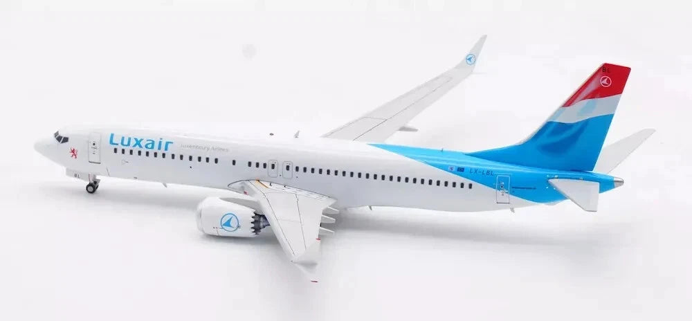 INFLIGHT 200 B737-8 MAX LUXAIR REG: LX-LBL