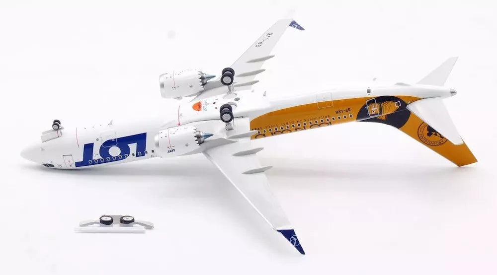 INFLIGHT 200 B737-8 MAX POLISH AIRLINES (LOT) "POLSKIE LINIE LOTNICZE" REG: SP-LVK