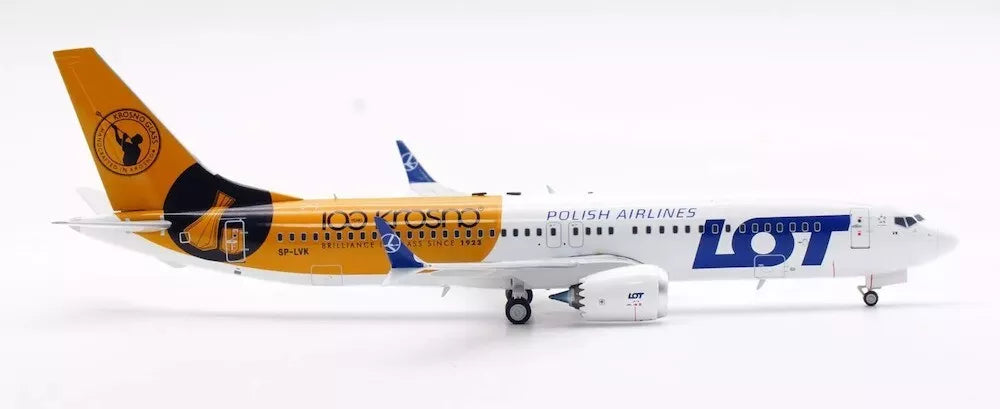 INFLIGHT 200 B737-8 MAX POLISH AIRLINES (LOT) "POLSKIE LINIE LOTNICZE" REG: SP-LVK