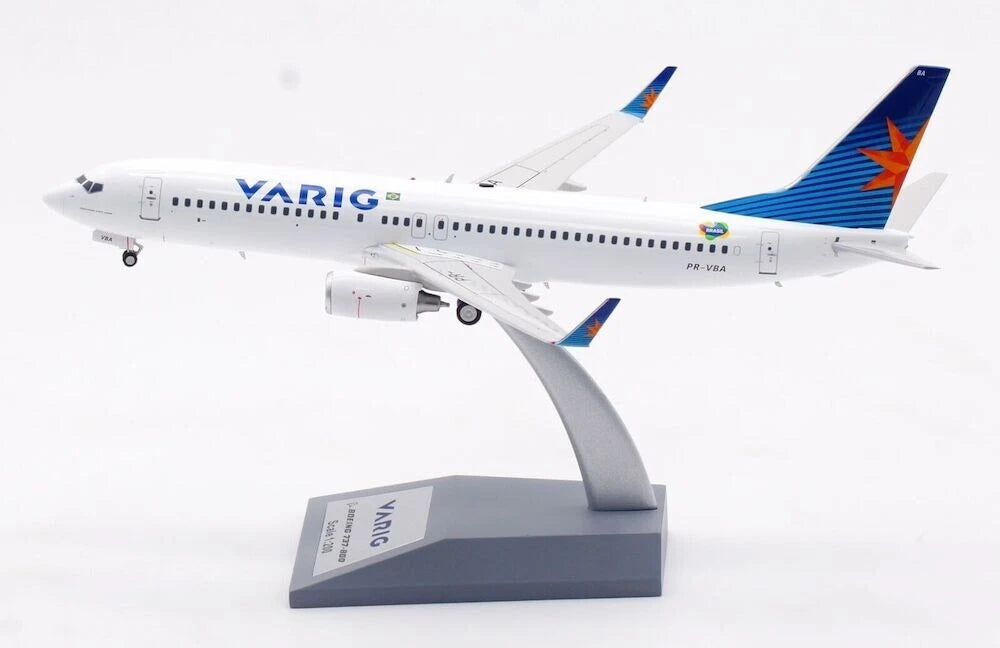 INFLIGHT 200 B737-8AS VARIG REG: PR-VBA