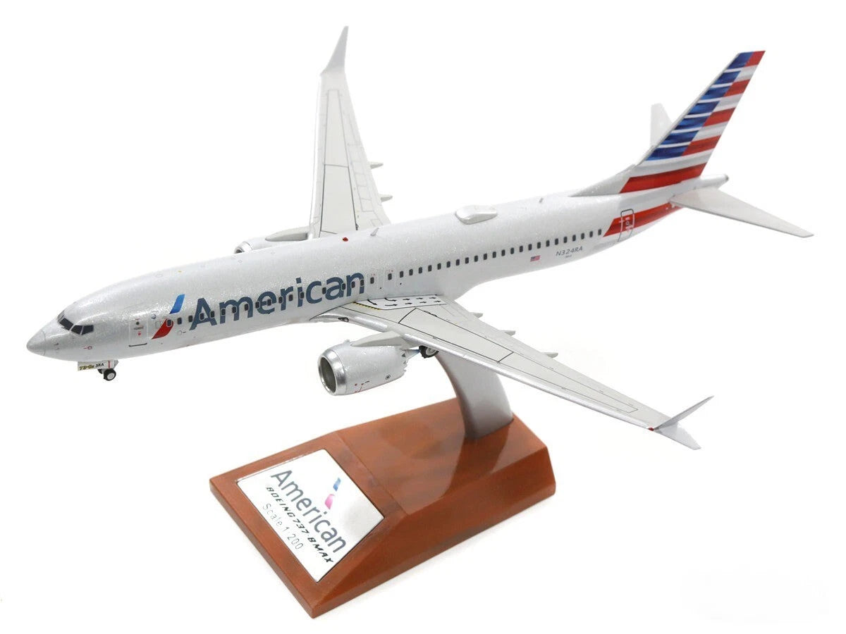 INFLIGHT 200 B737-8 MAX AMERICAN AIRLINES REG: N324RA