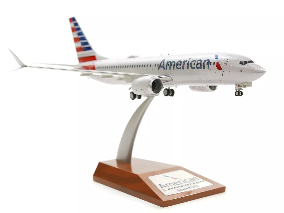INFLIGHT 200 B737-8 MAX AMERICAN AIRLINES REG: N324RA