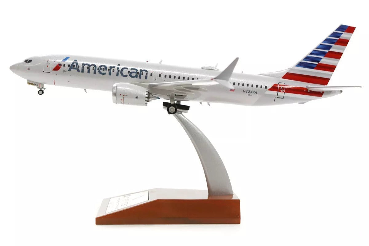 INFLIGHT 200 B737-8 MAX AMERICAN AIRLINES REG: N324RA