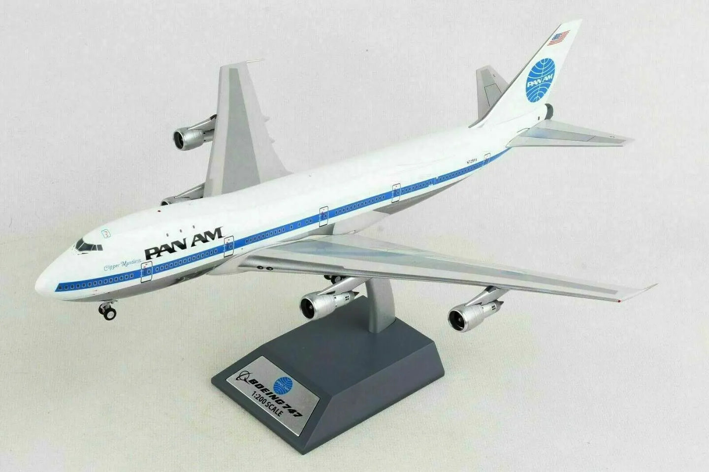 INFLIGHT 200 B747-100 PAN AM REG: N725PA