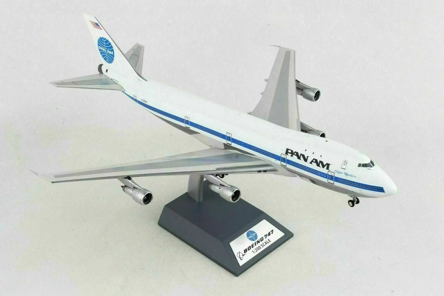 INFLIGHT 200 B747-100 PAN AM REG: N725PA