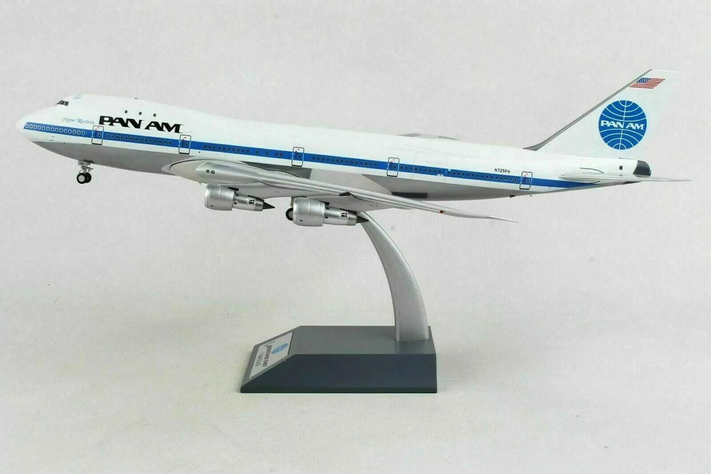 INFLIGHT 200 B747-100 PAN AM REG: N725PA