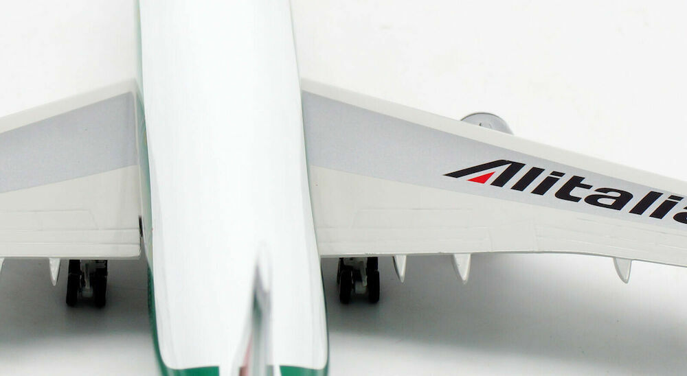 INFLIGHT 200 B747-200 ALITALIA REG: I-DEMN