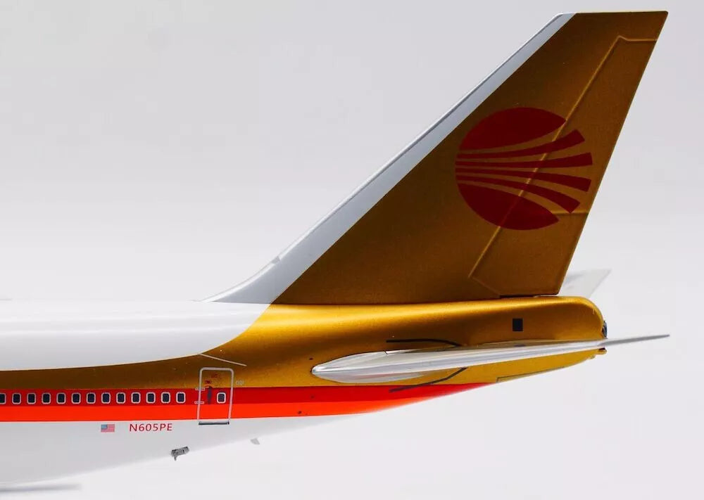 INFLIGHT 200 B747-243B CONTINENTAL AIRLINES REG: N605PE