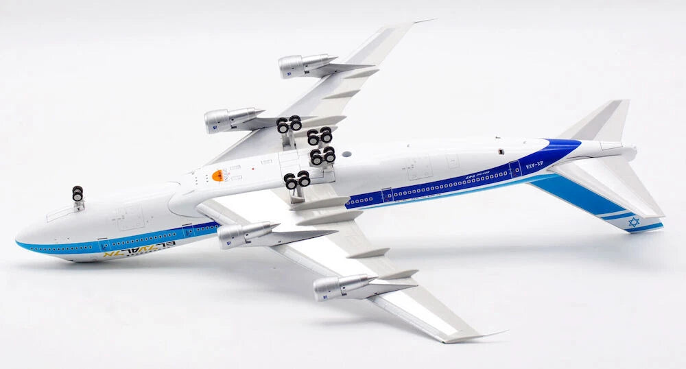 INFLIGHT 200 B747 EL AL ISRAEL AIRLINES REG: 4X-AXA WITH STAND