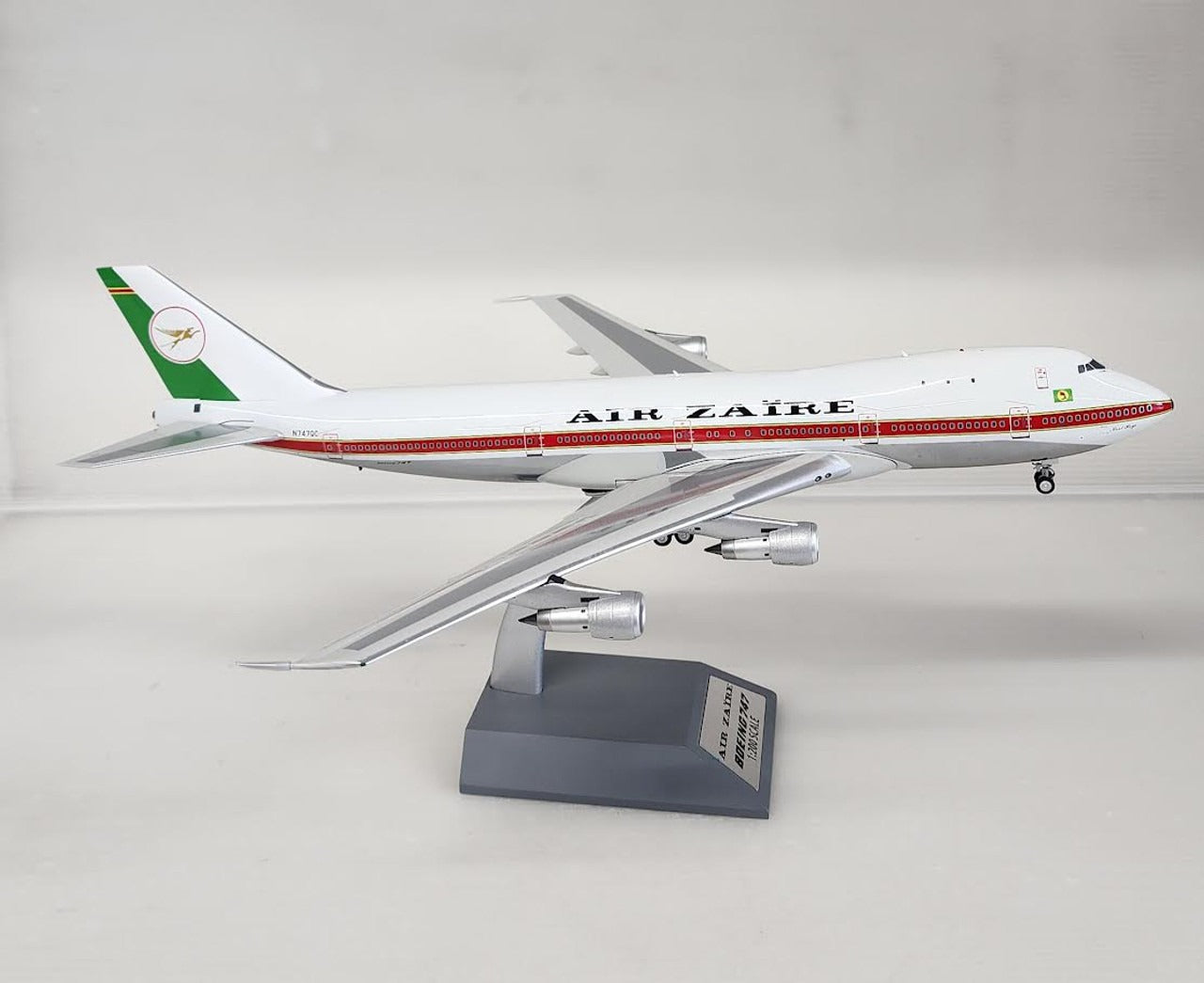 INFLIGHT 200 B747-121 AIR ZAIRE REG: N747QC