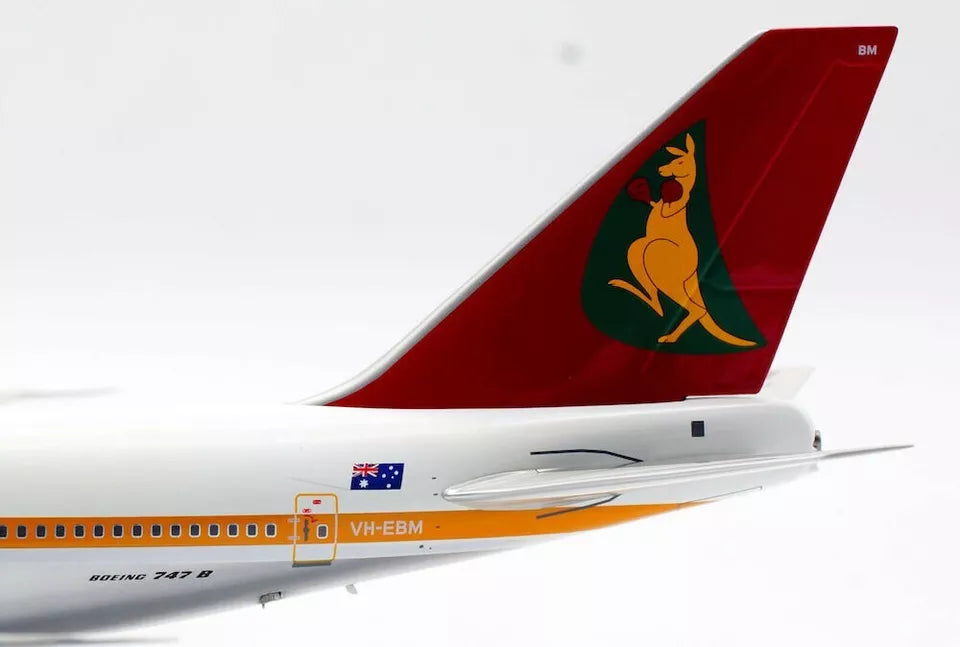 INFLIGHT 200 B747-200 QANTAS REG: VH-EBM