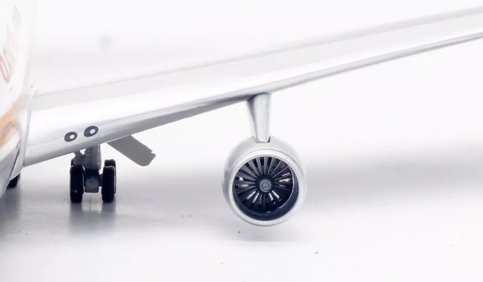 INFLIGHT 200 B747-238BM QANTAS "KOALA EXPRESS" (POLISHED) REG: VH-ECB