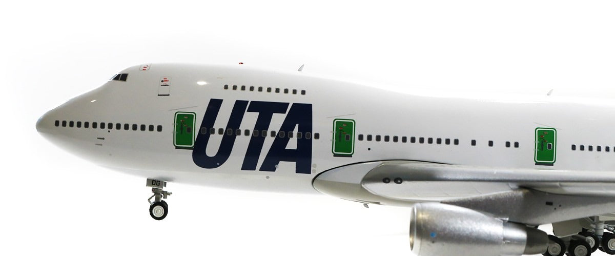 INFLIGHT 200 B747-2B3BM UTA REG: F-BTDG