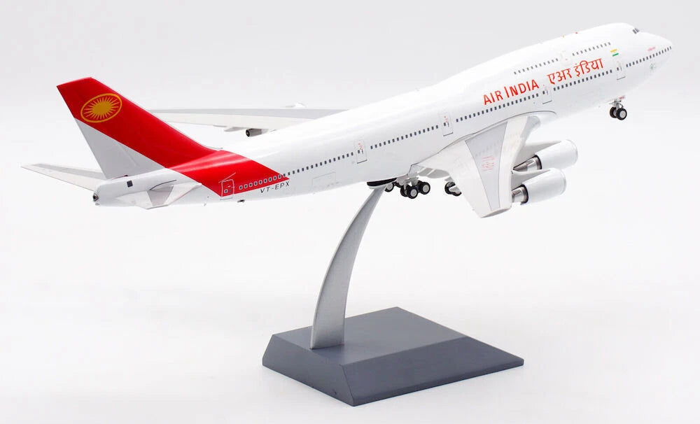 INFLIGHT 200 B747-300 AIR-INDIA REG: VT-EPX