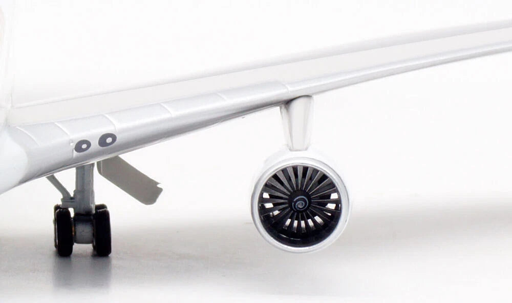 INFLIGHT 200 B747-300 AIR-INDIA REG: VT-EPX