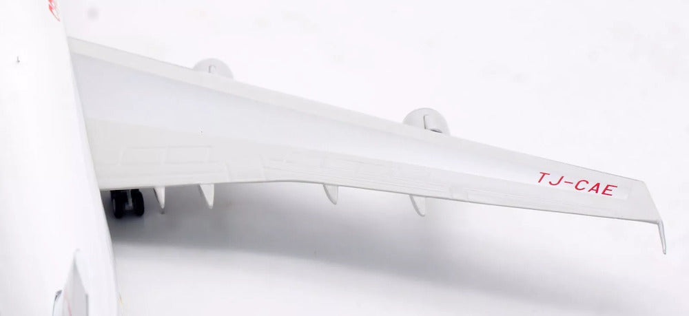 INFLIGHT 200 B747-312 CAMEROON AIRLINES REG: TJ-CAE