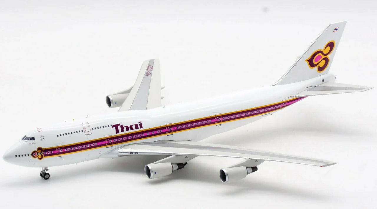 INFLIGHT 200 THAI AIRWAY INTERNATIONAL B747-300 HS-TGD