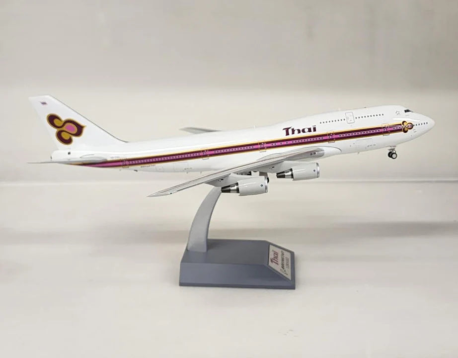 INFLIGHT 200 THAI AIRWAY INTERNATIONAL B747-300 HS-TGD