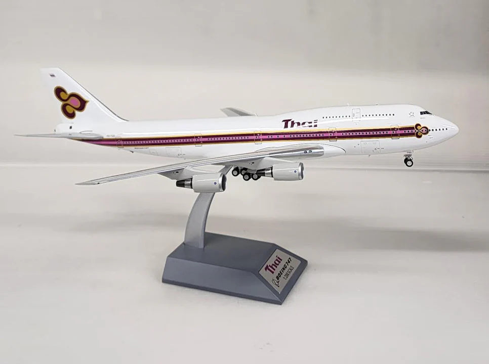 INFLIGHT 200 THAI AIRWAY INTERNATIONAL B747-300 HS-TGD
