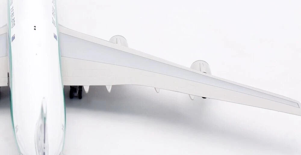 INFLIGHT 200 B747-441 AIR NEW ZEALAND REG: ZK-SUI