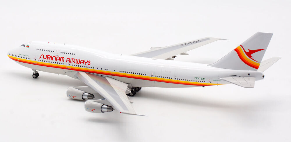 INFLIGHT 200  B747 SURINAM AIRWAYS REG: PZ-TCM