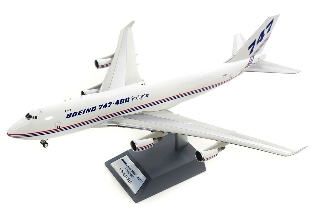 INFLIGHT 200 B747-428F/SCD HOUSE COLOURS REG: N6005C