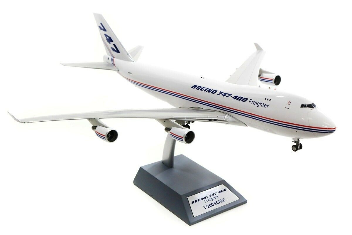 INFLIGHT 200 B747-428F/SCD HOUSE COLOURS REG: N6005C