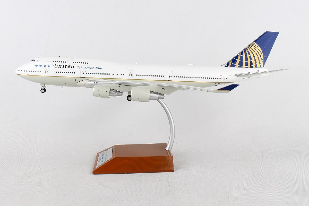 INFLIGHT 200 UNITED AIRLINES B747-400 REG: N121UA