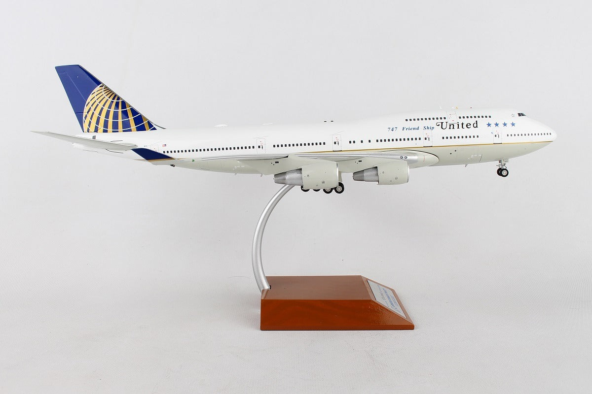 INFLIGHT 200 UNITED AIRLINES B747-400 REG: N121UA