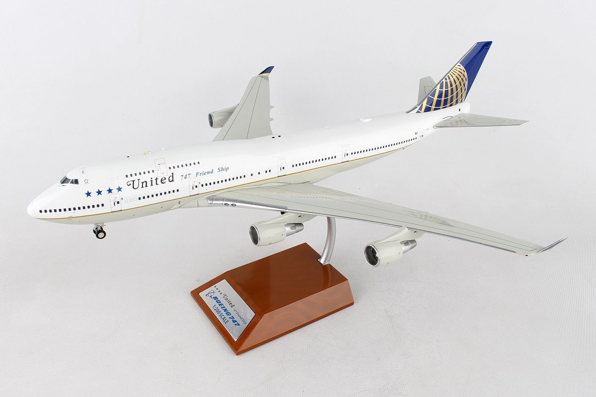 INFLIGHT 200 UNITED AIRLINES B747-400 REG: N121UA
