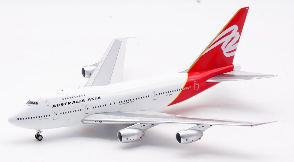 INFLIGHT 200 B747SP-38 QANTAS REG: VH-EAA