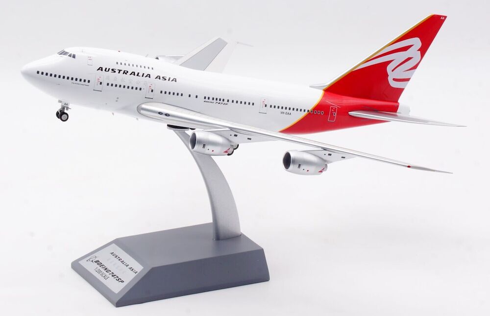 INFLIGHT 200 B747SP-38 QANTAS REG: VH-EAA