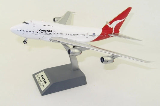 INFLIGHT 200 QANTAS B747SP-38 REG: VH-EAB