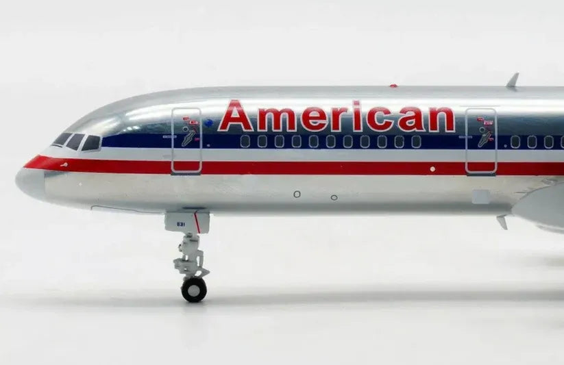 INFLIGHT 200 AMERICAN AIRLINES B757-223 REG: N631AA