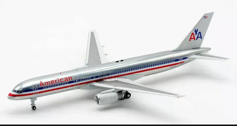 INFLIGHT 200 AMERICAN AIRLINES B757-223 REG: N631AA