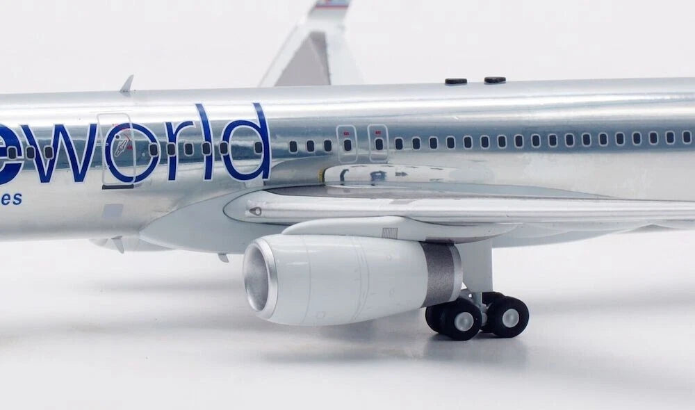 INFLIGHT 200 B757-223 ONEWORLD (AMERICAN AIRLINES) REG: N174AA