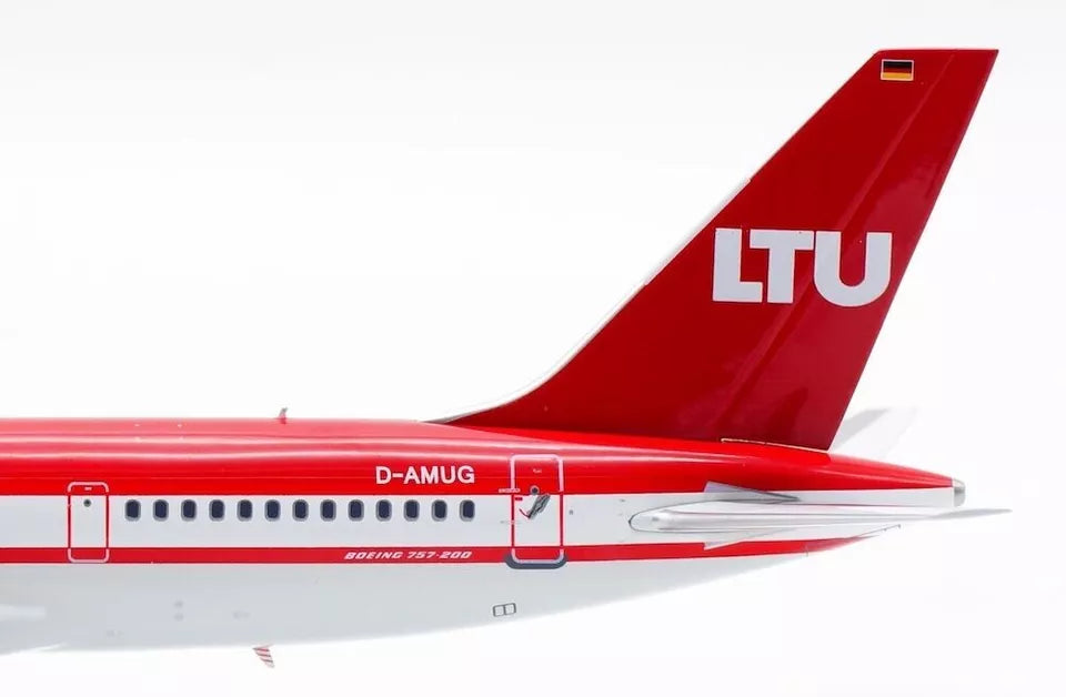 INFLIGHT 200 B757-2G5 LTU LUFTTRANSPORT-UNTERNEHMEN REG: D-AMUG