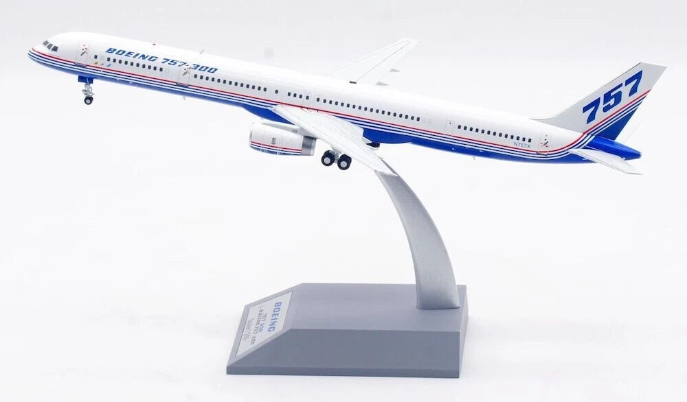 INFLIGHT 200 BOEING HOUSE 757-300 REG: N757X