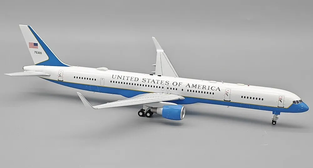 INFLIGHT 200 B757-300 75300 USA AIR FORCE