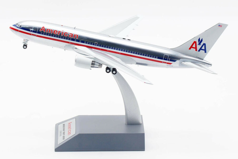 INFLIGHT 200 B767-223/ER AMERICAN AIRLINES REG: N338AA