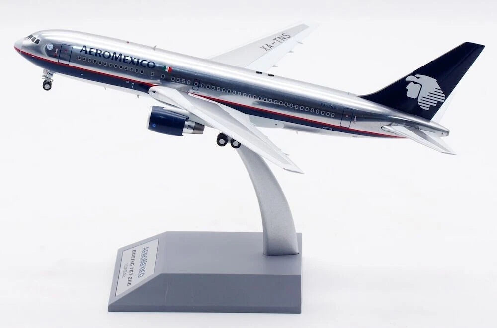 INFLIGHT 200 B767-283/ER AEROMEXICO REG: XA-TNS
